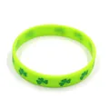 Braccialetto in silicone verde con stampa di trifogli per i regali di San Patrizio - Stampa Trifoglio (Stile 1)