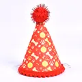 Chapeau d'anniversaire rouge scintillant pour animaux avec motifs d'os et de pattes - Rouge