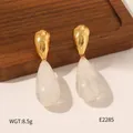 Élégantes boucles d'oreilles vintage en acier inoxydable avec pendentif en résine marbrée - Style Goutte d'Eau Longue Blanc Marbre (BJGE2285)