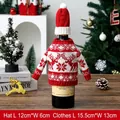 Rote und weiße gestrickte Weinflaschenhülle für Weihnachten mit Rentier- und Schneeflockenmuster - Rot-Weißes Rentier-Pullover-Stil