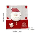 Weihnachtliche Nikolaus-Stuhlhusse aus Strick für die festliche Tischdekoration - Rot-weißer gestrickter Stuhlbezug - Weihnachtsmann