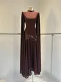 Prachtig detail van bruine avondjurk met kralenborduursel en elegante cape-mouwen. - XS / Dresses / koffiekleur