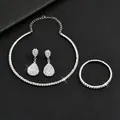 Luxuriöses silbernes Brautschmuck-Set bestehend aus Halskette Armband und Ohrringen - Einreihiges Halsband 3-teiliges Set / Silber-Weiß