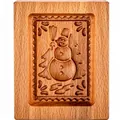 Handgefertigte hölzerne Keksform mit geprägtem Schneemann- und Tannenmuster-Design - Schneemann und Baum