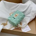 Mini mint green jelly crossbody bag with pearl handle and diamond pattern - Green