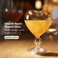 Elegante copa de vidrio con forma de corazón para ricos cócteles y jugos, 220 ml. - 220ml / Estilo de corazón liso con pajita