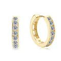Elegantes pendientes de aro dorados con una fila de brillantes circonitas cúbicas - Aros de Moissanita de Personalidad / Oro K