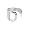 Anillo abierto moderno de acero inoxidable plateado con un llamativo diseño de letra D - Letra D / Plateado