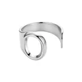 Anillo abierto moderno de acero inoxidable con diseño de letra O en plata pulida - Letra O / Abierto Ajustable / Plateado