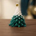 Green and white Christmas tree shaped scented candle with 9cm height for festive decor - Northern Cedar / Green Gradient