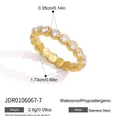 Anello in acciaio inossidabile dorato martellato con zirconi, gioielli impermeabili - Veretta con Pavé di Strass Rotondi (JDR0106067-7)