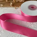 High-quality 2.5cm bright pink satin ribbon roll for DIY bouquets and gift wrapping - 1 Roll (18m x 2.5cm) / Rose Red