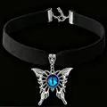 Gothic Schmetterling Evil Eye Choker mit schwarzem Samtband und blauem Augen-Silberanhänger - Schmetterling Samt Choker / Samtband / Schwarz/Silber (Blaues Auge)