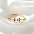 Süßer und eleganter vergoldeter Schleifenring mit Zirkonia auf weißem Seidenhintergrund - Einstellbar Offen / Gold Herz Weiß Blau Zirkonia (JZ0106)