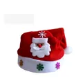 Gorro de Papá Noel para niños en tela cepillada roja con detalles de copos de nieve de colores - Tamaño para Niños / Papá Noel