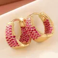 Eleganti orecchini a cerchio placcati oro 18 carati con zirconi rosa micro pavimentati - Orecchini a Cerchio con Zirconi Pavé / Rosso rosa