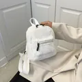 Mochila pequeña de sherpa blanca para niñas con textura suave de lana de cordero - Mini mochila / Blanco