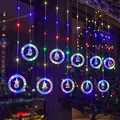Meerkleurige LED kerstgordijnverlichting met 3D kerstman en sneeuwpop ringvormige hangers - Cirkelvormige Ring Stijl