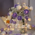 Elegante lila und weiße Schaumrosen LED-Lichterkette für romantische Innendekoration - 1.5m 10LED Batterie / Weiß + Lila