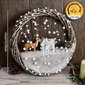 Corona de Navidad de ensueño con reno y casa de nieve, variante con luces LED - Vid Oscura Bosque de Nieve De Ensueño Con Luces (GH0067S) / Diámetro 40CM