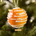 Pallina di Natale arancione con strisce di neve bianche e cristalli per decorare l'albero - Pallina Decorativa Texturizzata-Piccola (XM0240S-L)