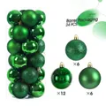 Set di 24 palline di Natale verdi da 6 cm con finiture lucide, opache e glitterate - Set da 24 / Verde / 3cm