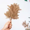 Glinsterende gouden glitter kunstbladeren voor kerstkrans en boom DIY decoratie. - Champagne Dennennaald