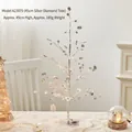 Elegante zilveren kerstboom van 45 cm voor op tafel met kleurrijke kristallen diamantblaadjes - Zilveren Diamantboom (A23079)