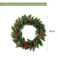 40cm Weihnachtskranz mit roten Beeren und Tannenzapfen für die Türdekoration - Spitznadel Mit Roten Beeren & Zapfen / Durchmesser 40CM