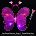 Leuchtendes rosa Schmetterlingsflügel-Kostümset für Mädchen mit Stirnband und Stab - Dreiteiliges Set (Inklusive Flügel + Stirnband + Zauberstab) / Rosarotes Leuchtendes Modell / Fuchsia
