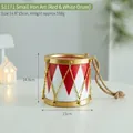 Décoration de tambour de Noël en fer rouge et blanc avec bordure dorée et corde de jute - S1171 Petit Art Du Fer (Tambour Rouge-Blanc)