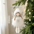 Ángel de Navidad de peluche blanco con alas plateadas brillantes y gorro - Colgante de Ángel Blanco