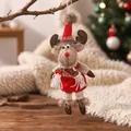 Süße Rentier-Weihnachtsdekoration aus Plüsch mit roter Mütze und Schal in Feststimmung - Rentier Hängedeko Rockstil