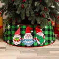 Collar para árbol de Navidad a cuadros verdes con estampado de gnomos y pancarta - Estilo Gnomo (N2-35) / S / Cuadrícula Verde Negra