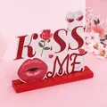 Décoration de table de la Saint-Valentin en bois avec texte KISS ME - Style KISS ME (V2-7) / Rouge
