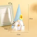 Schattige pluche kabouterpop met lichtblauwe puntmuts en zonnebloemdecoratie, 19cm - Blauwe Hoed Vrouwelijk Model (C2-19) / 1 Stuk