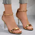 Elegante gouden sandalen met hoge hakken, stilettohak en verstelbaar enkelbandje voor dames. - 35 / Goud