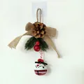 Detaillierte Ansicht einer rustikalen Weihnachtsglocke mit Zapfen und Leinenschleife - Juteschleife Mit Bedruckter Glocke (Stil 3)