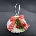 Irisierender Muschel-Weihnachtsschmuck mit rot karierter Schleife und Kiefernzweig - Stil C (Rot-Weiß Karierte Schleife) / 1 Stück/Packung