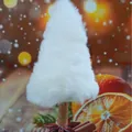 Pequeño adorno de árbol de Navidad de felpa blanca para decoración festiva hogar - Colgante Árbol de Navidad Peluche Blanco (K-C002)
