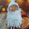 Lindo adorno de ángel de Navidad de felpa blanca con plumas suaves y gorro de punto - Colgante Ángel Gorro Blanco (K-C003)