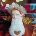 Colgante de ángel de Navidad de peluche con alas doradas y decoración de corazón brillante - Corazón de Piel Sintética Blanca (K-C022)