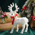 Weiße Weihnachts-Rentierfigur mit Glitzer, roter Schleife und goldenen Glocken. - Weißes Rentier Rote Schleife (Extra Groß)