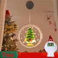 Lampada LED circolare sospesa con design dell'albero di Natale e dettaglio del vano batterie AA - Albero di Natale