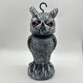 Realistic 360-degree rotating owl decoy bird repellent for garden and outdoor use - Rotating Long Ear with Hook (PE Bag)