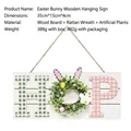 Osterhasen-Holzschild mit Kunstblumenkranz und HOP-Buchstaben als Hängedekoration - Hasen-Hängeschild