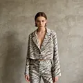 Retro tiger print cropped blazer jacket and matching high waist trousers set for women - M / Top And Bottom / Zebra Print