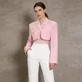 Κομψό κοντό σακάκι blazer σε απαλό ροζ χρώμα με λεπτομέρεια στη μέση για γυναίκες - Ένα μέγεθος / Tops / Ροζ