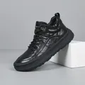 Baskets pour hommes en cuir véritable noir haut de gamme avec semelle épaisse et chic. - 38 / Noir
