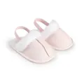Vista detallada de zapatillas rosas para bebés con ribete de piel sintética blanca - 11CM/38g / Rosa
